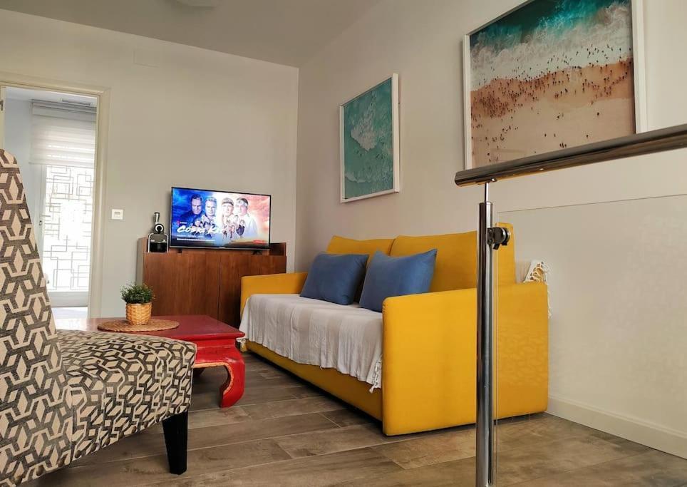 Jos'S House. Thai Loft 50Mt To La Carihuela Beach Τορρεμολίνος Εξωτερικό φωτογραφία